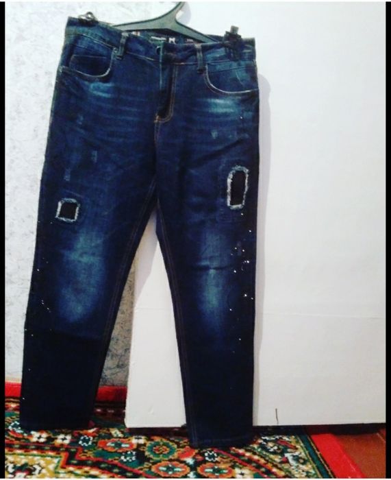 Женскый брюк джинсы