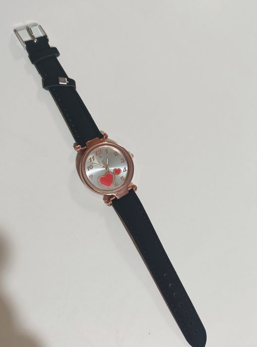 Женские часы наручные