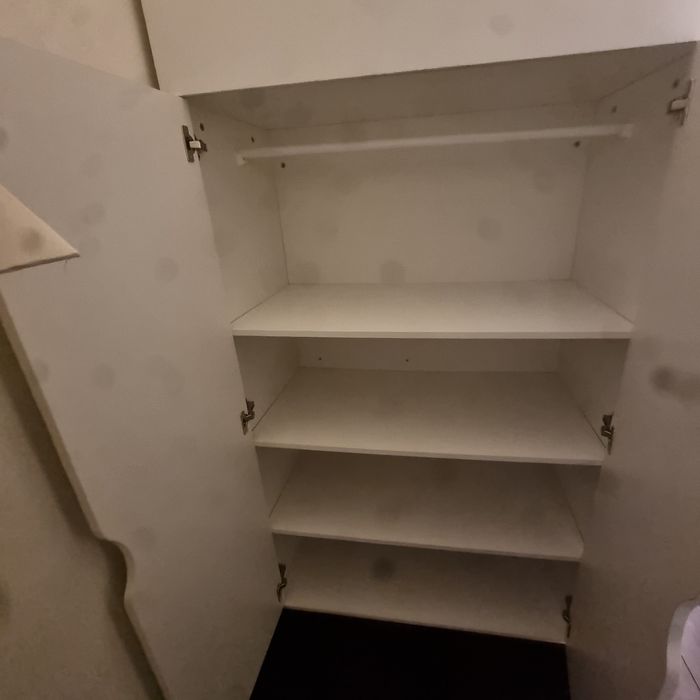 Birou+pat suspendat+dulap haine