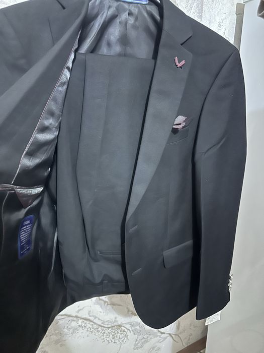 Костьюм сатылады 44 размер