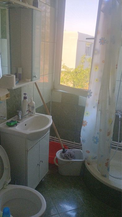 Apartament de vanzare 2 camere semi-decomandate