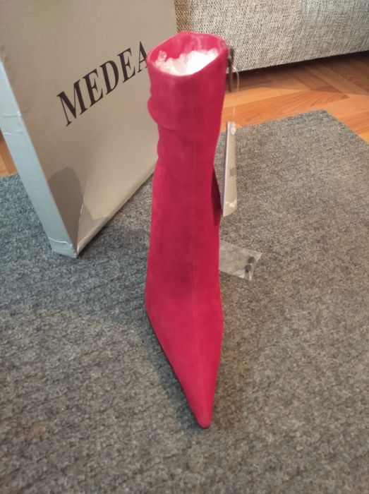 Продам женские полусапожки