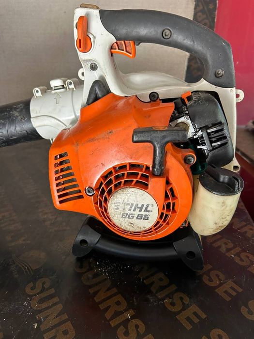 Духалка за гараж много мощна бензинова ЩИЛ SHTIL неразличим от нова