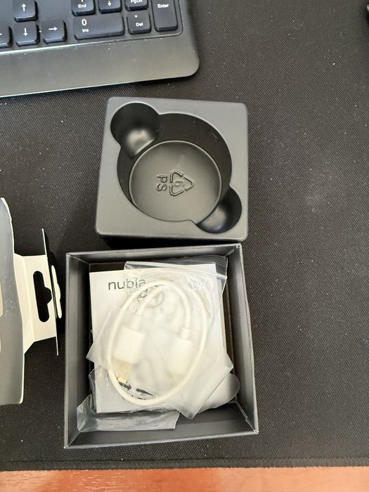 Продам наушники Nubia GT Buds