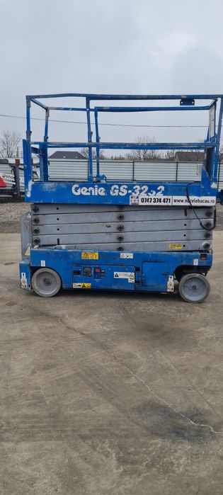 Nacela electrica genie tip foarfeca