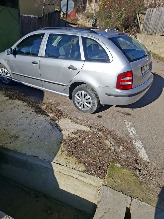 Cand skoda fabia