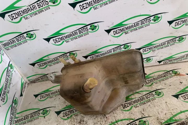 Vas expansiune Ford Focus 2001 1.8 MT (115 hp)