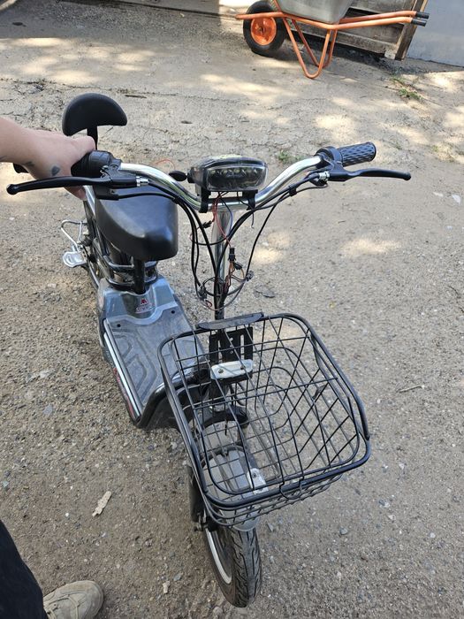 Электроскутер, без аккумулятора