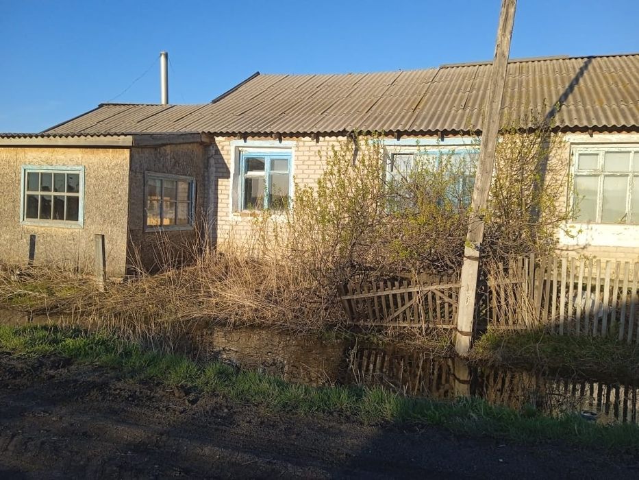 Подам на разбор шпальный дом