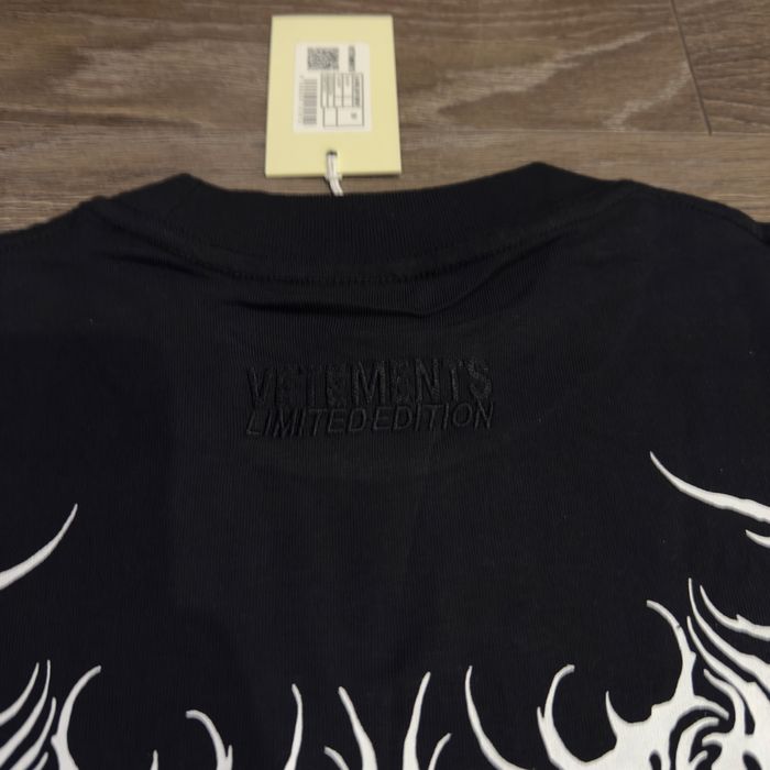 Tricou vetements