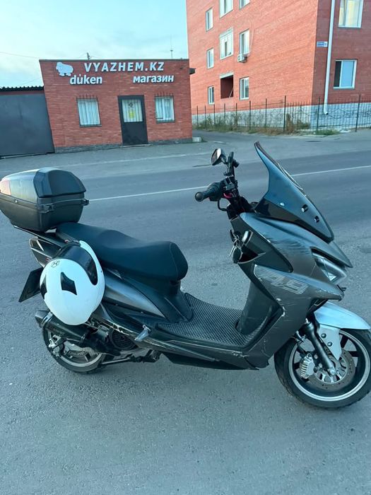 Продам скутер макси