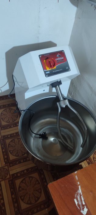 25 кг мишалка  туркияники ва бухонка нон колиплар сотилади