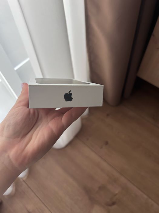 Cutie originală iPhone 16 Black