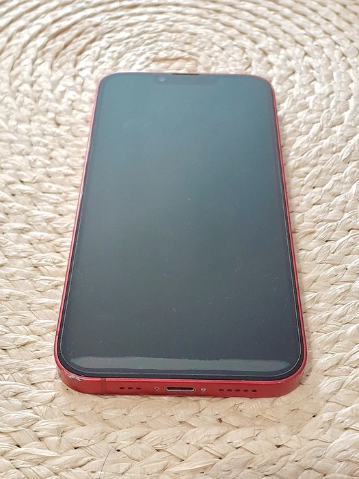 iPhone 13 в добро състояние