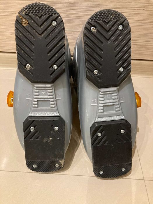 Ски обувки HEAD carve X3 размер 240 / 245