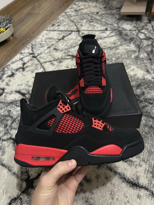 Jordan 4 Red Thunder