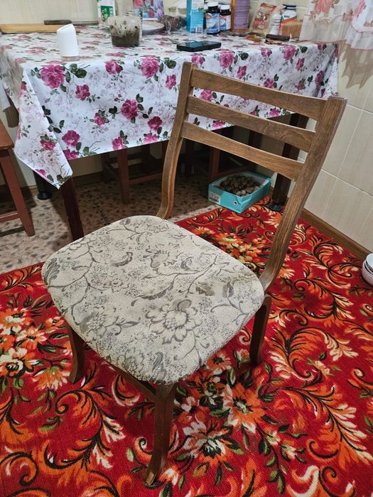 Стулья деревянные советские