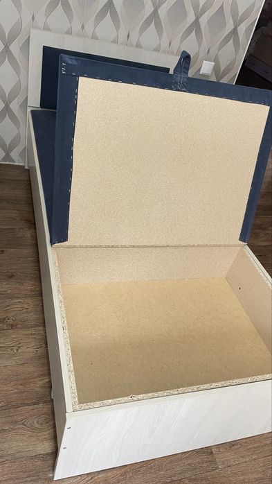 Кровать односпальная