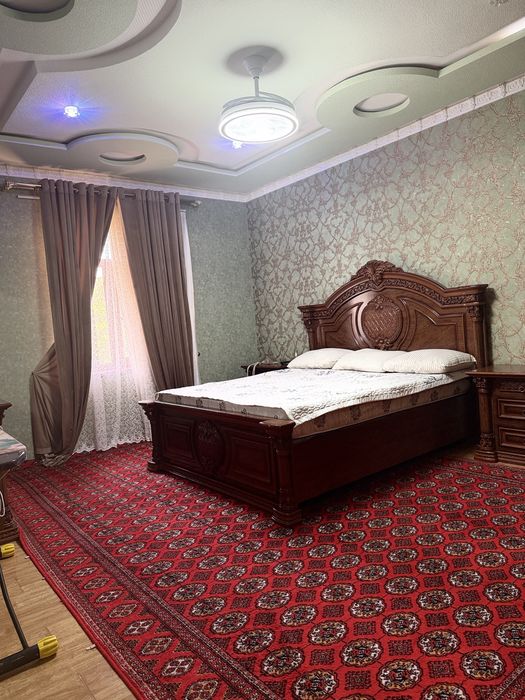 Сдается в аренду 4 комнатная квартира в самом центре горорда