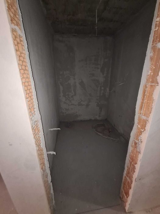 Продава се Двустаен апартамент в Хасково, Училищни - 64 кв.м за 1259 €/кв.м - Снимка #1