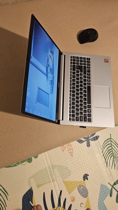 Acer 2021 core i5 gen10 , RAM 16GB, SSD 512gb NVM,