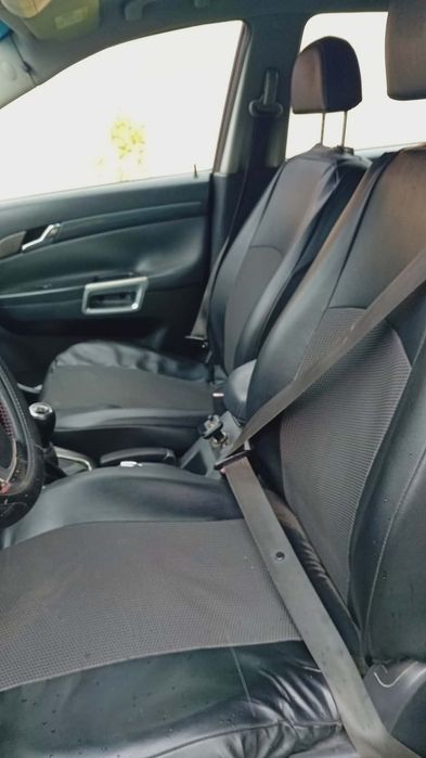 Vând sau schimb Opel Antara