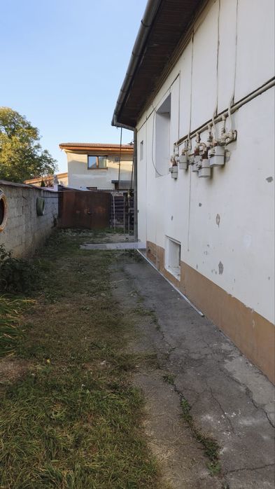 Casa zona Grivitei,13 decembrie