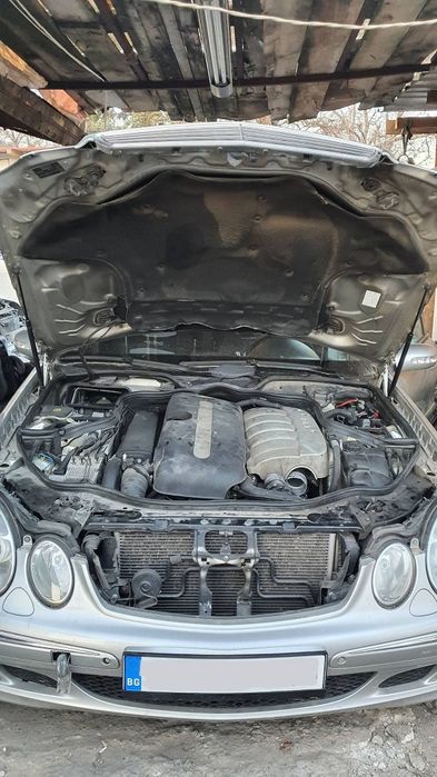 Мерцедес Е класа 211 на части/Mercedes W211 Е270 Cdi  автомат на части