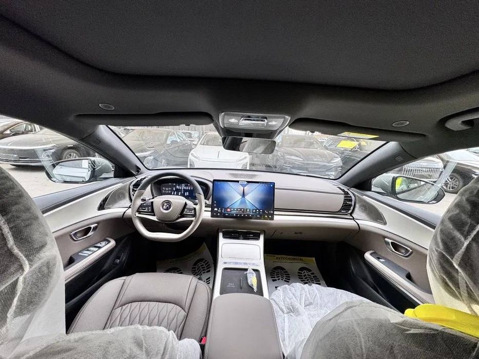 Byd Xan 635 restayling 2025