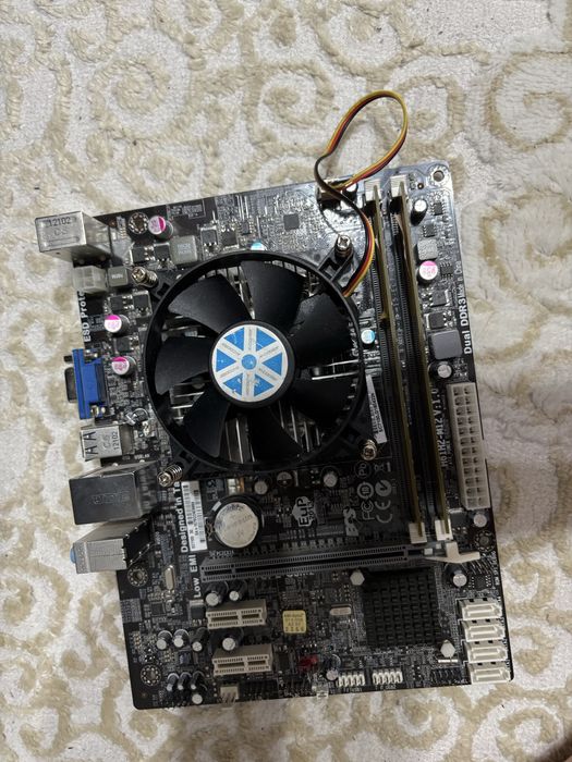 Продам материнскую плату 1155