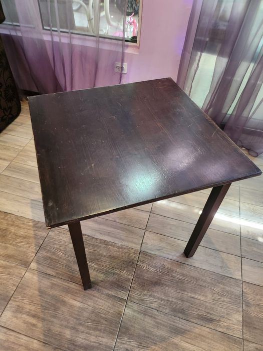Vand fotolii si mese pt restaurant