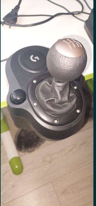 Volan gaming LOGITECH Driving Force G29 (PC/PS3/PS4/PS5) + Schimbator