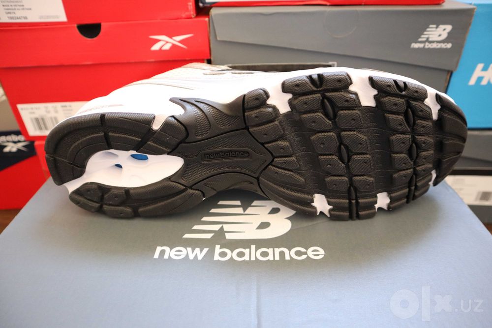 Кроссовки New Balance 740 Unisex EUR 42 оригинал
