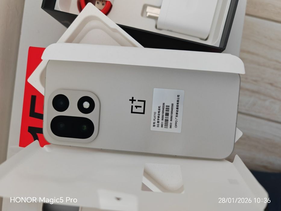 OnePlus 15 12GB/256GB  Sand Storm, NOU.