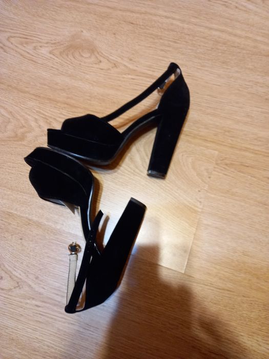 Sandale dama nr 35