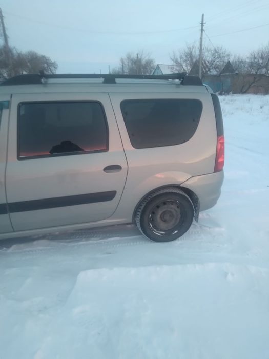 Продам Lada Largus