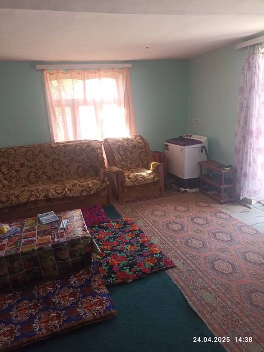 Янгиер шахрида ховли сотилади