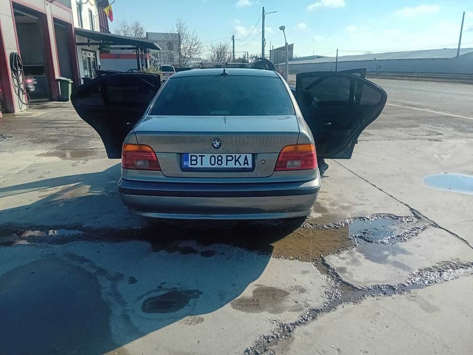 Mașină  BMW E 39