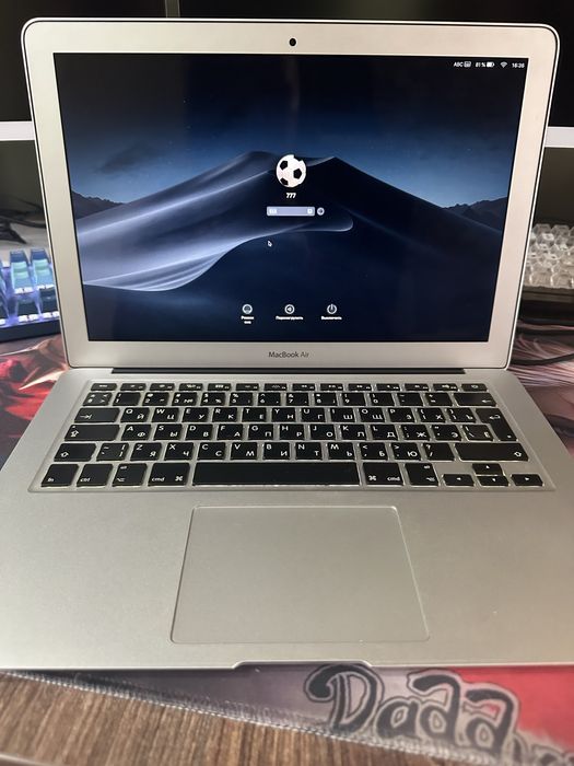 MacBook Air 13-inch (Mid 2013).