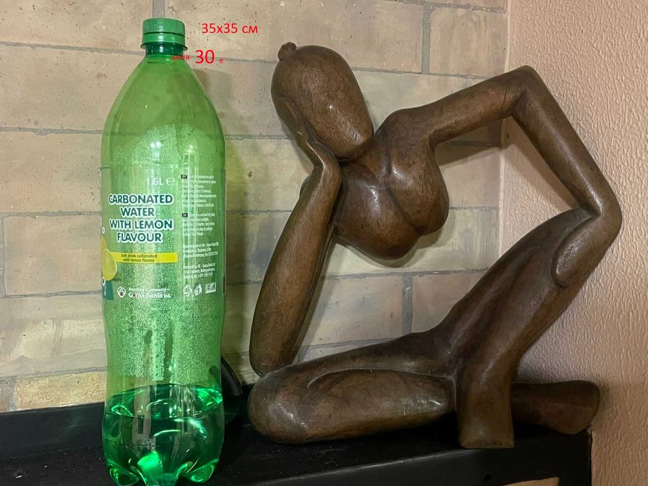 статуетка  от дърво "мислителят" - 35х35