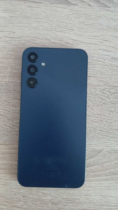 SAMSUNG A 15 156 GB 5G ,перфектно състояние.