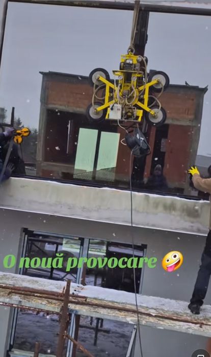 Inchiriez auto macara transport materiale construcții și  container