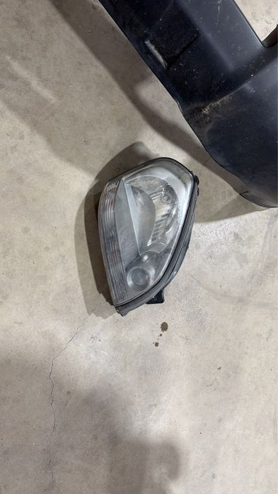 Far stanga Hyundai Tucson 2005