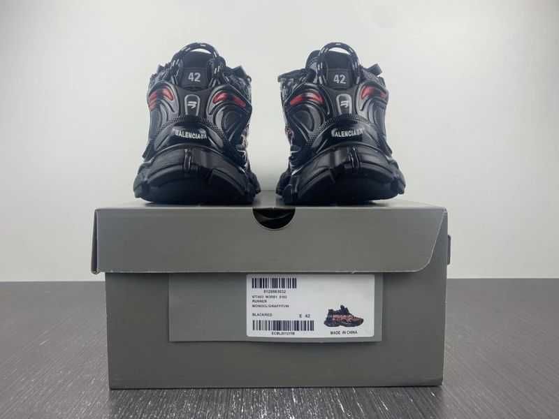 Balenciaga Runner 7.0 Black/Red