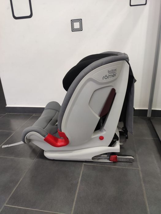 Scaun auto Britax Romer Advansafix III cu isofix pt.copii intre9-36 kg