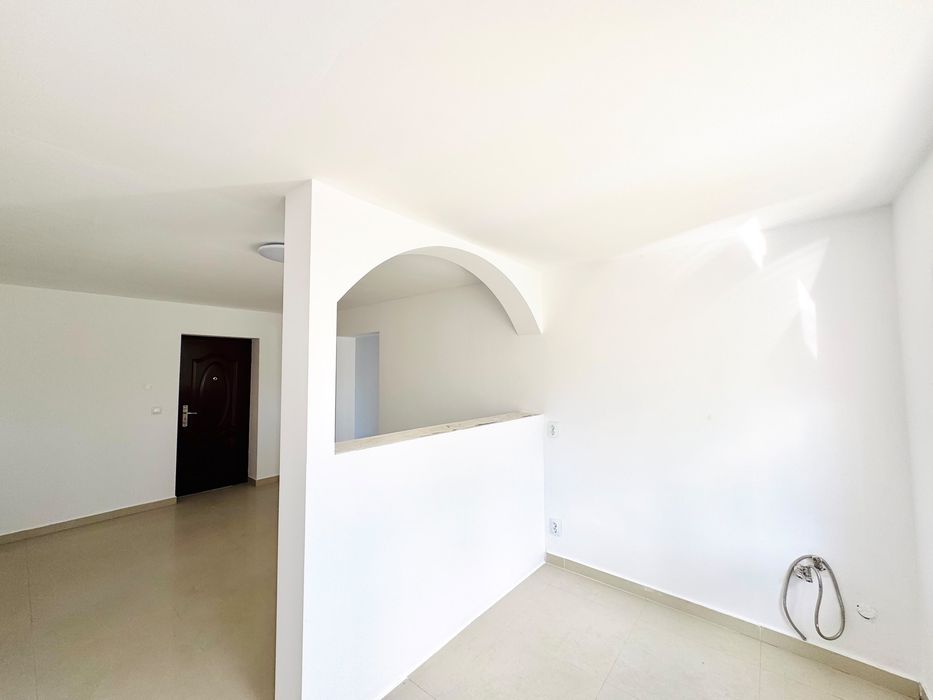 Vând apartament  2 camere