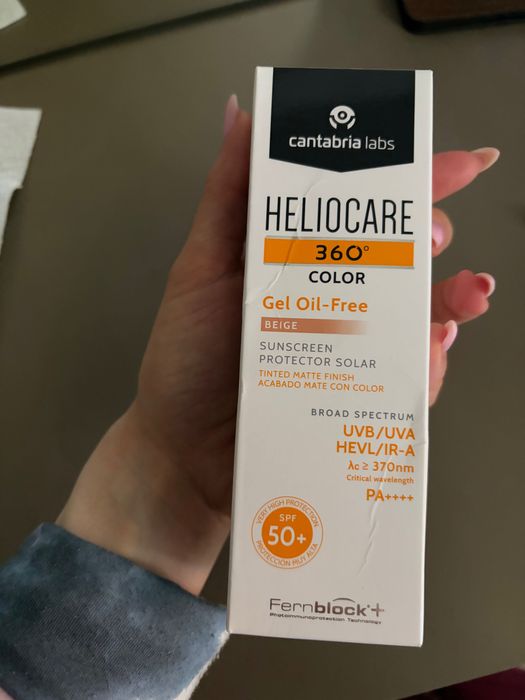 HELIOCARE 360 Gel Oil-Free Beige