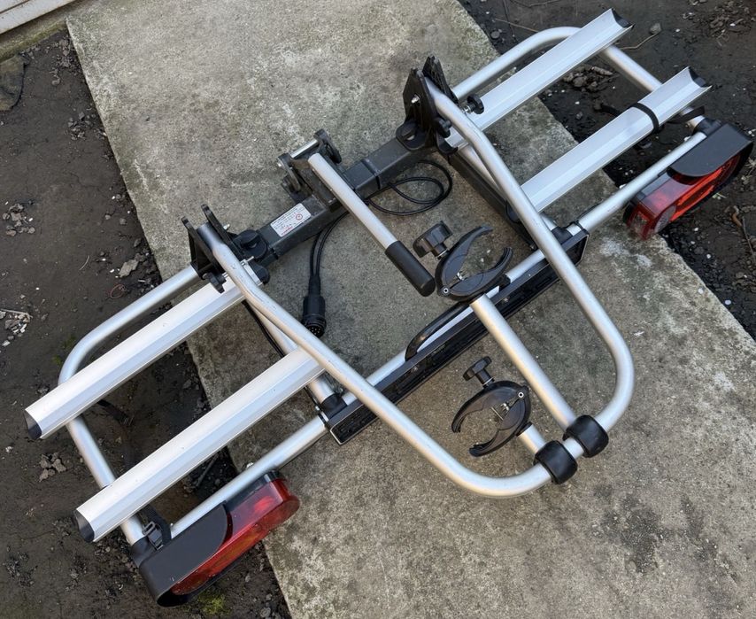 Suport 2 biciclete pe carlig auto