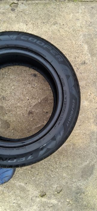 Anvelope vara 215 60 17