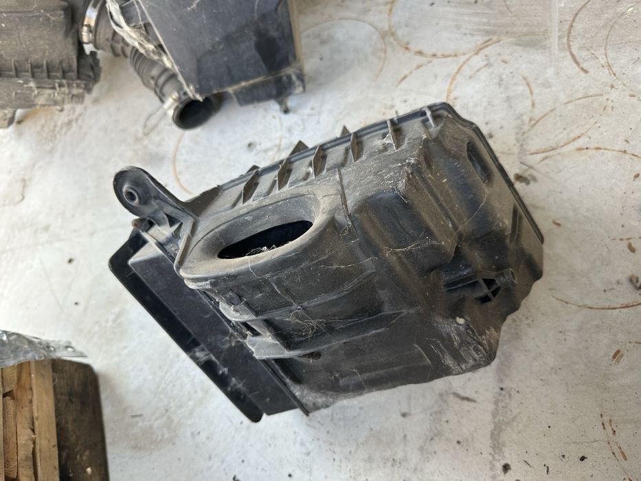 Carcasa filtru de aer Renault Megane 3 motor 1.5 diesel 1.6